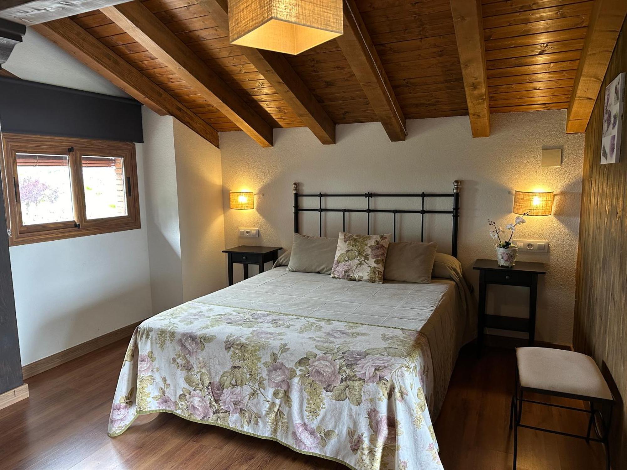 Hotel Rural La Covacha Losar De La Vera Extérieur photo